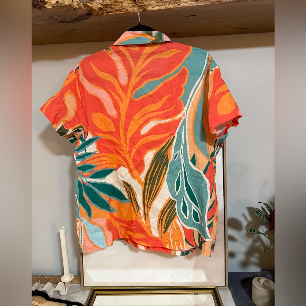 NWT Vitamin A Linen Hawaiian Print Button-Down Shirt Swim Cover - Picture 4 of 5